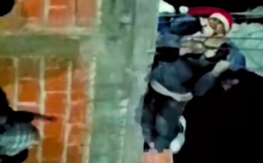 Falso Papá Noel casi es linchado en Villazón