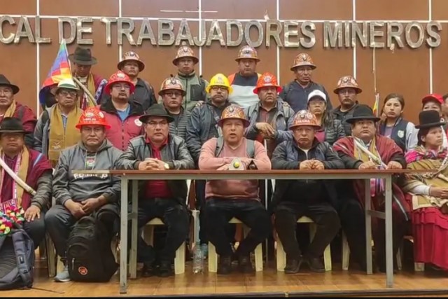 La COB anuncia bloqueo nacional de caminos desde el 6 de enero en rechazo al Decreto 5503