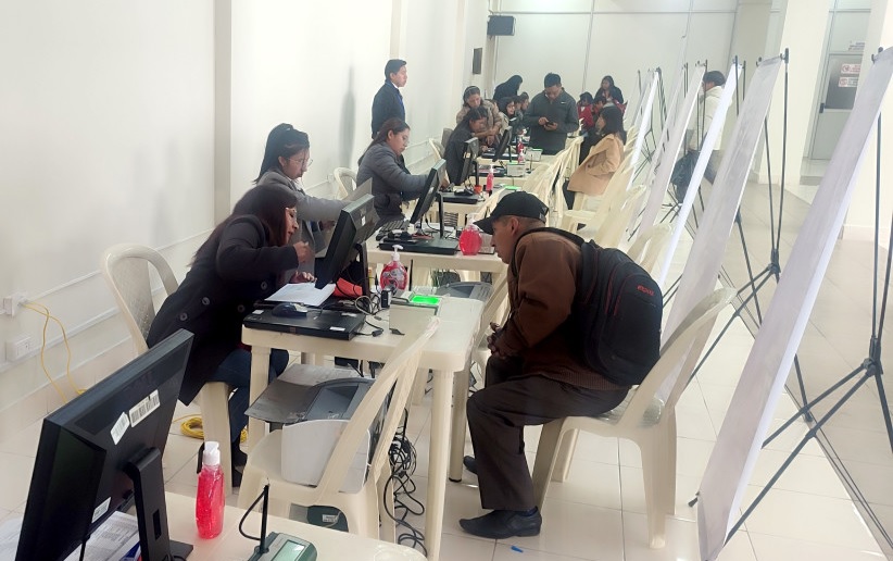 Ocho de cada 10 candidatos quedaron inhabilitados para las subnacionales