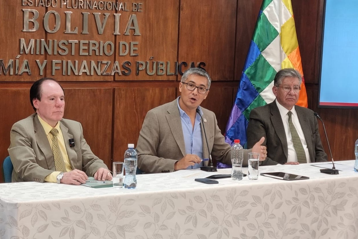 El BCB repone billetes de la serie A y habilitará el canje de la serie B